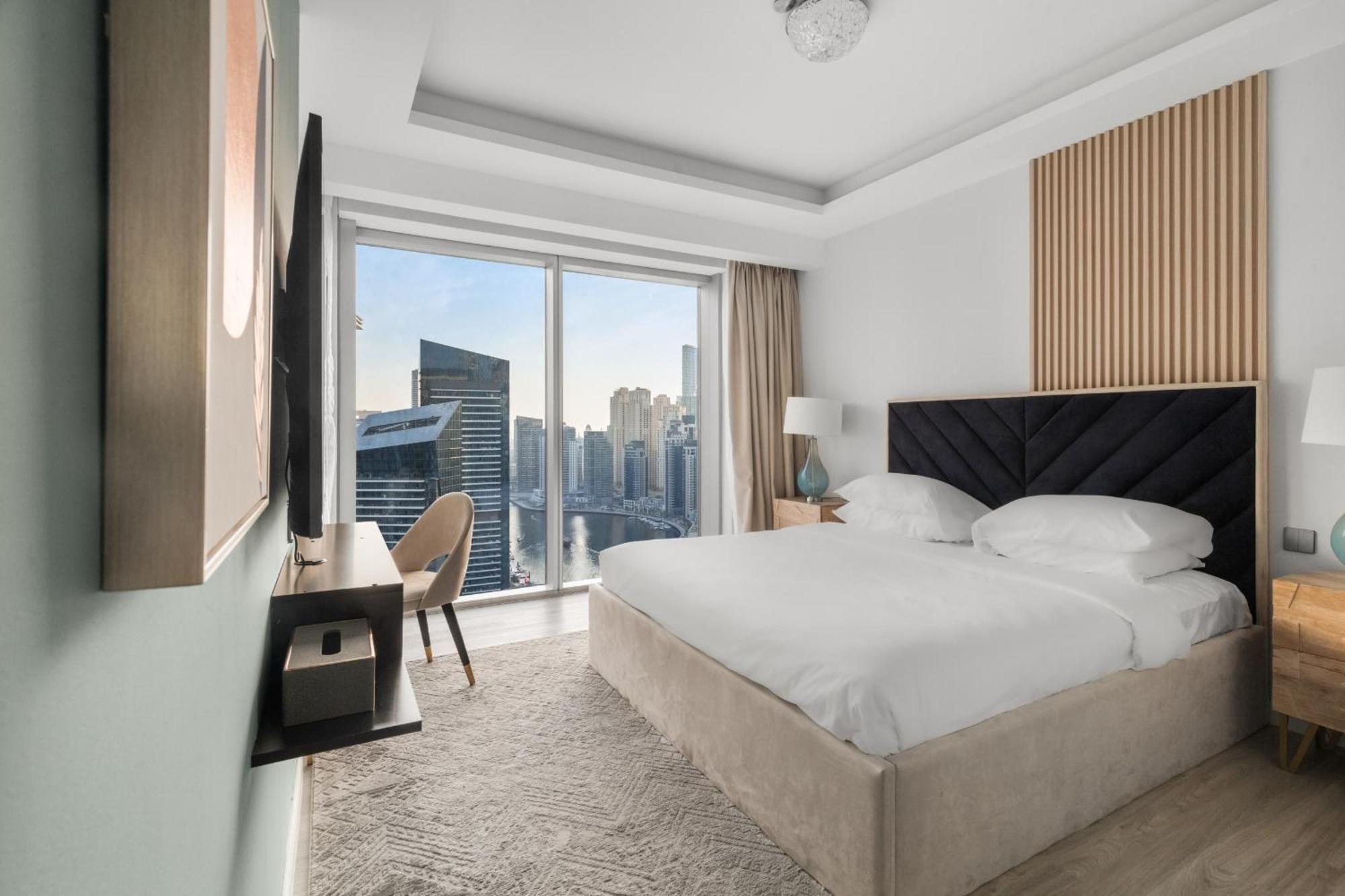 Marina View 1br Apartment *